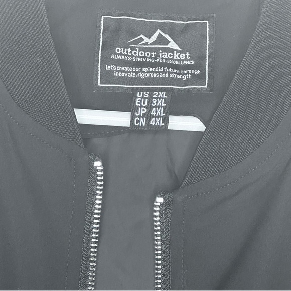 Men’s Black Lightweight Jacket – Outdoor Zip Front – Size 2XL - Picture 4 of 5